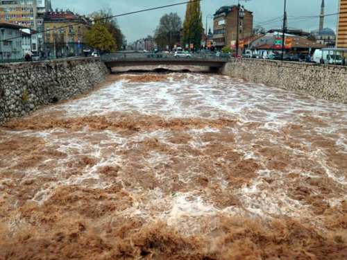 KUCZ KS: Upozorenje za preduzimanje mjera zaštite i spašavanja od poplava