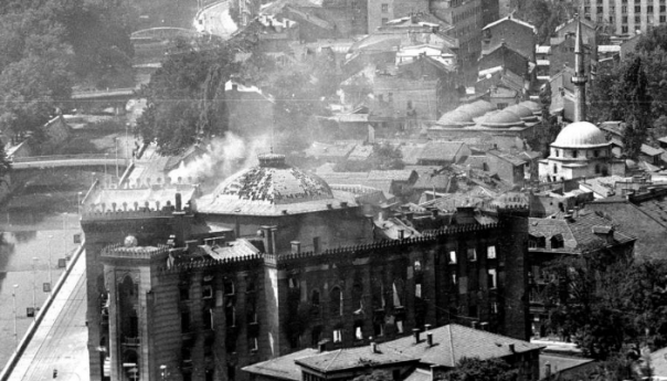 Kulanić: Sramni pokušaj Beograda da rehabilituje zločinace