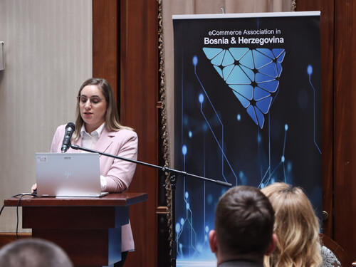 Kupci u BiH dali visoke ocjene web shopovima: Evo šta najviše kupuju