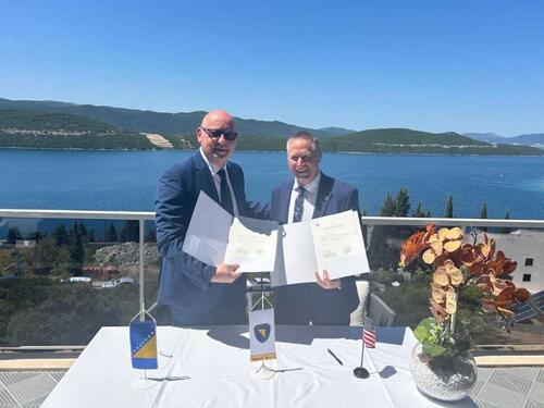Kuprešaković i Truby potpisali ugovor o donaciji za "plavu" granicu u Neumu