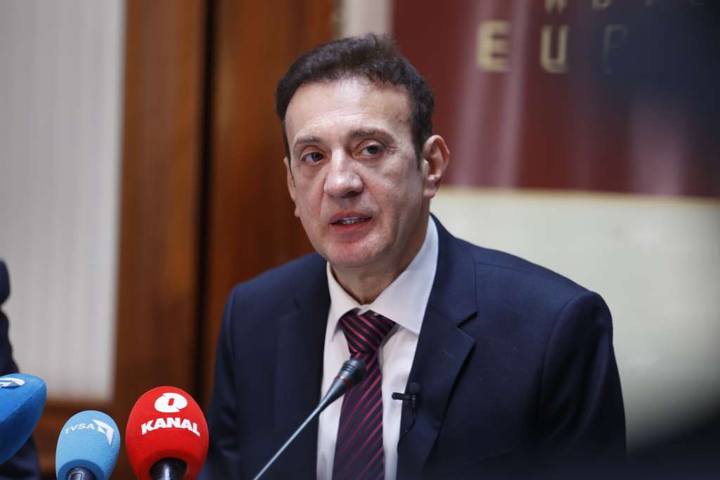 Kurtćehajić: Popusti li se Dodiku BiH je na korak do podjele