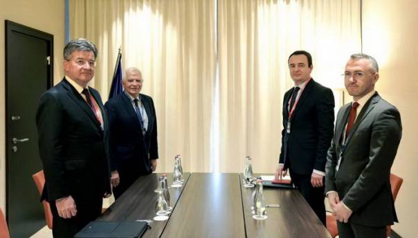 Kurti u Bratislavi razgovarao s Lajčakom i Borrellom
