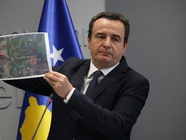 Kurti: U manastiru 30 do zuba naoružanih terorista