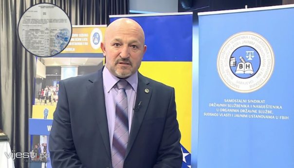 Kurtović: Šatorović se lažno predstavlja i nanosi štetu radnicima
