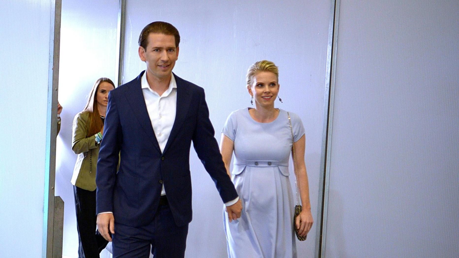 Kurz postao otac, objavio prvu sliku sa sinom