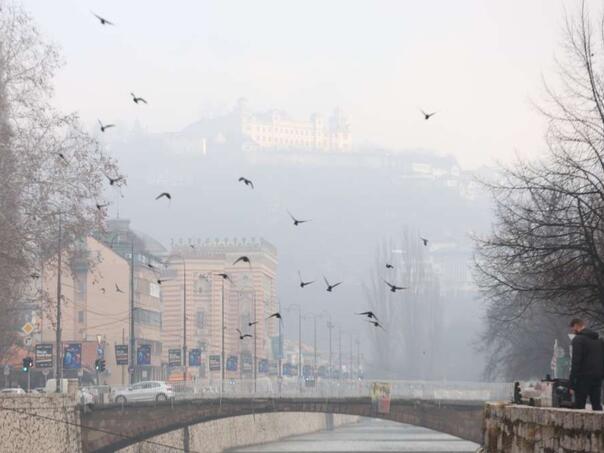 Kvalitet zraka u KS i dalje nepovoljan: Ostanite u zatvorenom