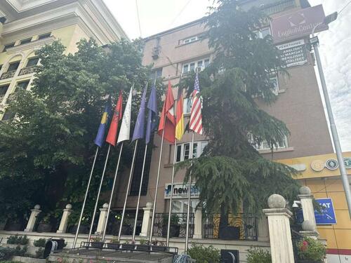 Kvinta izrazila žaljenje što srpske stranke neće učestvovati na glasovanju za opoziv gradonačelnika