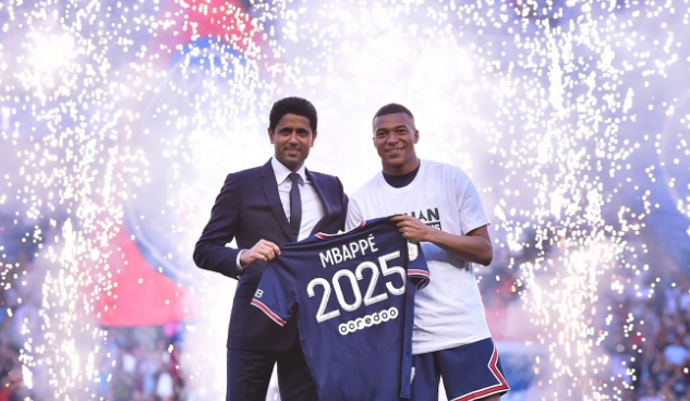 Kylian Mbappe demantovao da želi napustiti PSG