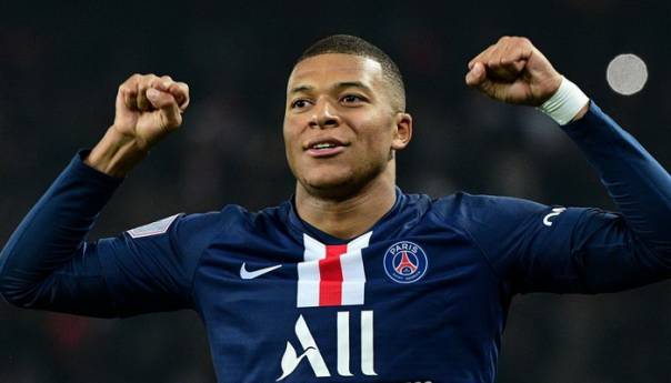 Kylian Mbappe potvrdio da ostaje u PSG-u