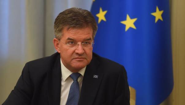 Lajčak: Još dva mjeseca za rješenje o registarskim tablicama