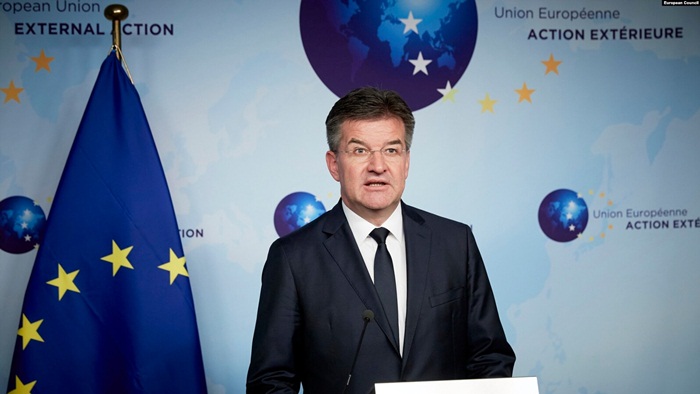 Lajčak koristi kartu u kojoj je Kosovo dio Srbije