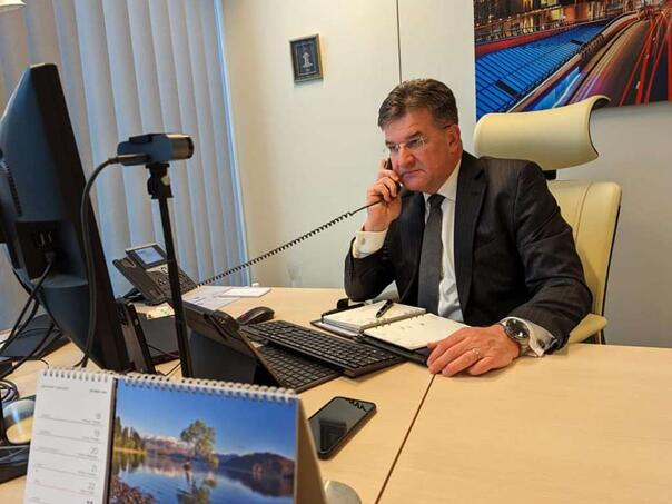 Lajčak najavio odvojene sastanke s pregovaračima Beograda i Prištine