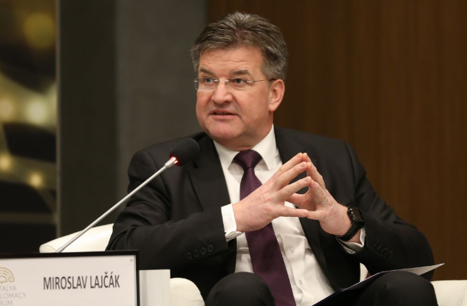 Lajčak nakon sastanka sa Kurtijem: Želimo normalizaciju, ne eskalaciju