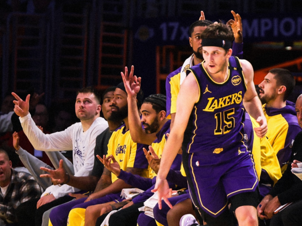 Lakersi nadigrali Oklahoma City, New York slavio protiv Phoenixa