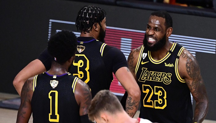 Lakersi poveli 2-0 protiv Miami Heata