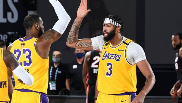 Lakersi poveli u finalu protiv Heata