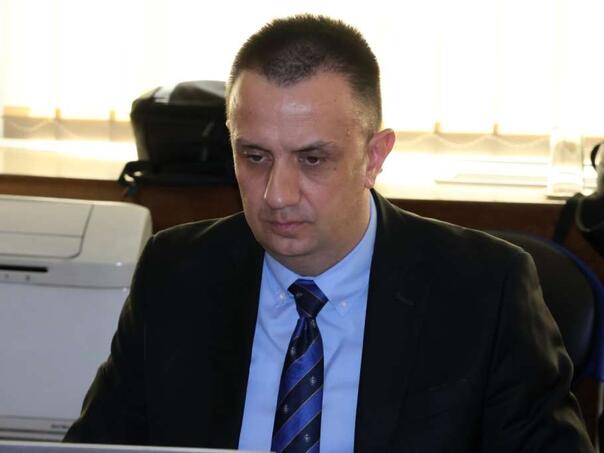 Lakić: Moramo biti oprezni i sve uraditi polako kako ne bi izazvali novi kolaps i veće havarije