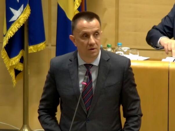Lakić: Obećavali su razvoj Željezare, a donijeli stečaj