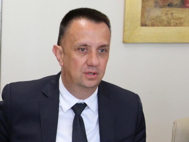 Lakić u Tuzli: 'Kreka' dobija 28 miliona KM, a grad projekte vrijedne pola miliona