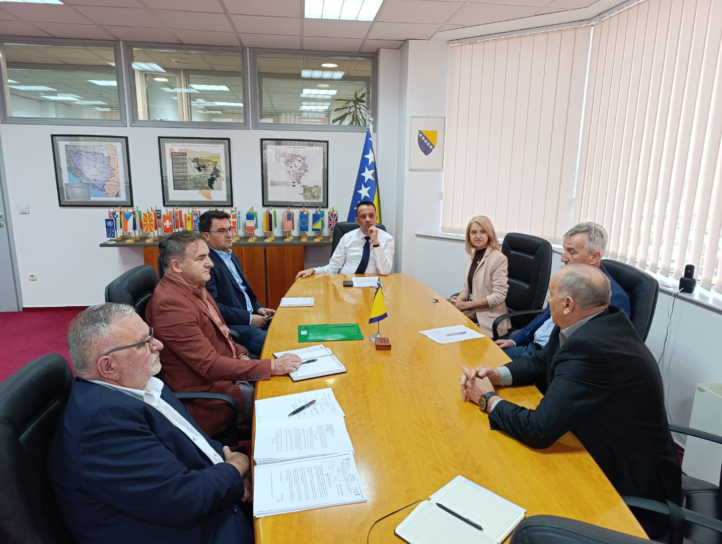 Lakić: Zrak se ne prodaje, ne zatvara i ne predaje
