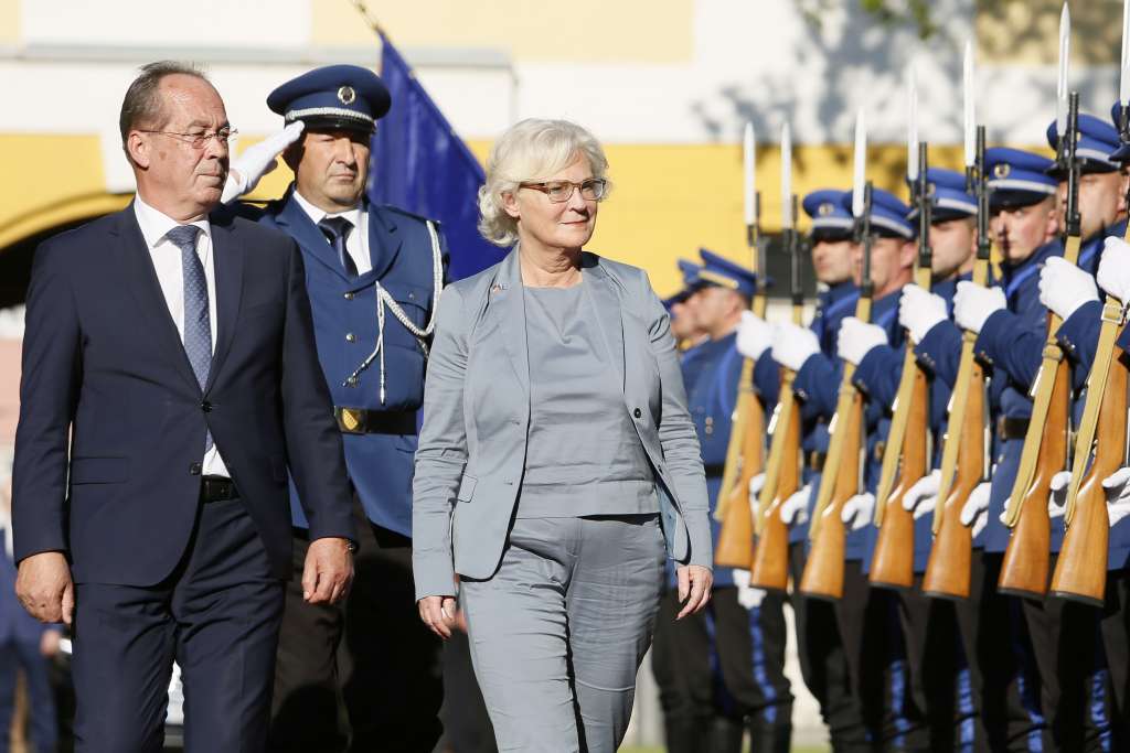 Lambrecht prenijela poruku Njemačke: BiH nije sama