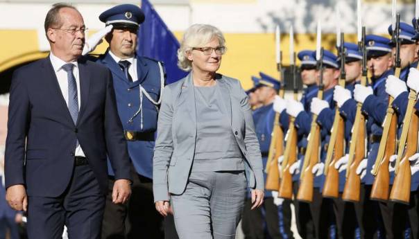 Lambrecht prenijela poruku Njemačke: BiH nije sama