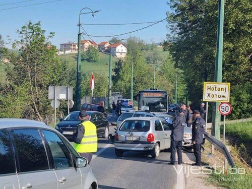 Lančani sudar na ulazu u Sarajevo, stvorile se velike gužve