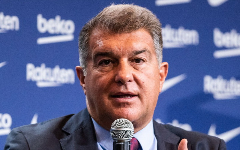 Laporta: Messi se sigurno ne vraća u Barcelonu!