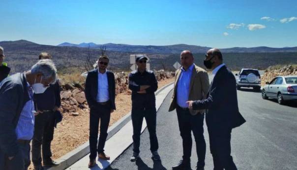 Lasić obišao gradilišta Južne obilaznice Mostara i dionice Neum - Stolac