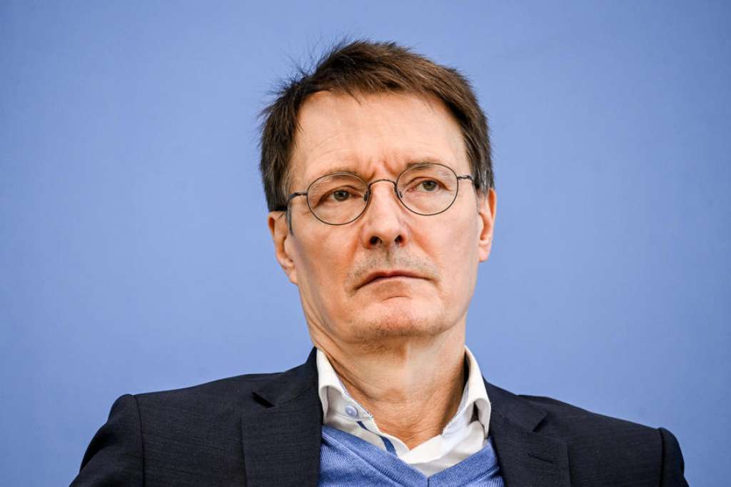 Lauterbach upozorio na rast broja zaražnih od Covida u Njemačkoj