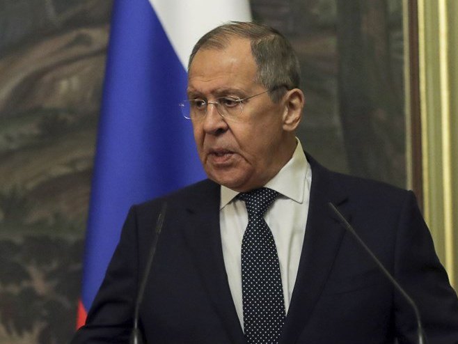Lavrov doputovao u Pnom Pen na Samit zemalja istočne Azije