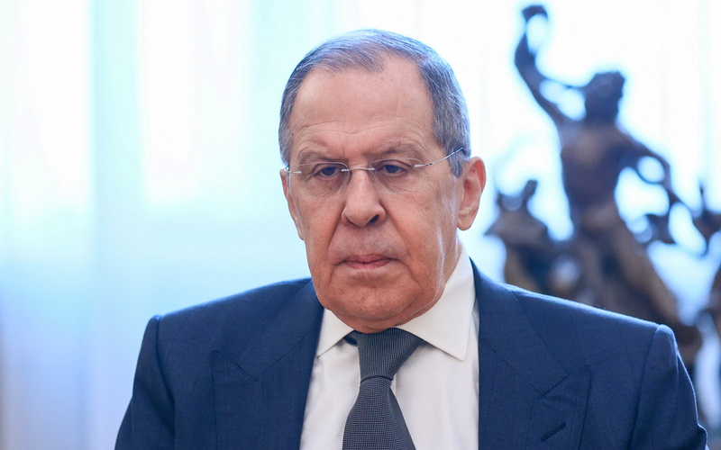 Lavrov: Ne stidimo se da pokažemo ko smo i šta smo