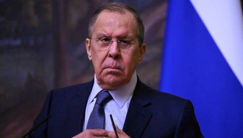Lavrov: Neki modificirani F-16 mogu nositi i nuklearno oružje
