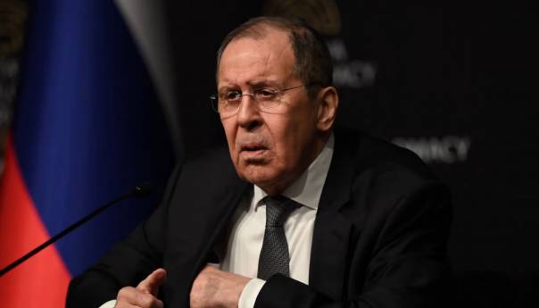 Lavrov: Neprihvatljivi razgovori o pitanjima Krima i Donbasa