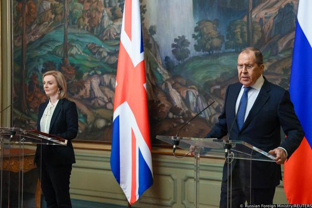 Lavrov se narugao britanskoj ministrici: ‘Kao da pričam s gluhom osobom...‘