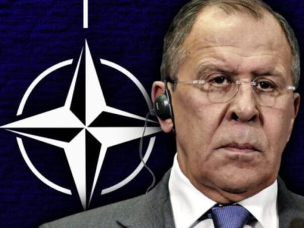 Lavrov sluti: Moskva manje ulaže u odbranu, a NATO bi se mogao raspasti