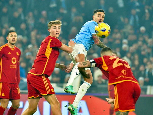 Lazio slavio u gradskom derbiju i plasirao se u polufinale italijanskog Kupa