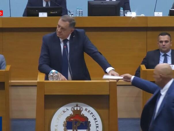 Lažna dojava o bombi: Dodik pročitao ime osumnjičenog usred sjednice