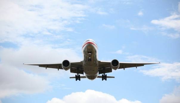 Lažna uzbuna na aerodromu u Čikagu – zakasnila na let pa zaprijetila bombom