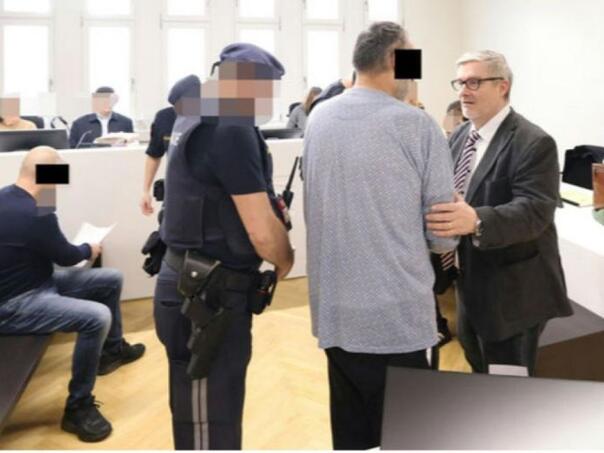 Lažni "doktor" iz BiH osuđen u Beču zbog trgovine na crno