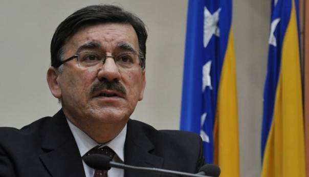 Lazović na sjednici PIC-a: Nepodnošljivo miješanje Srbije i Hrvatske