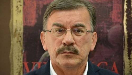 Lazović o imitaciji vlasti, ucjenama HDZ-a, strancima, Srebrenici i Mostaru