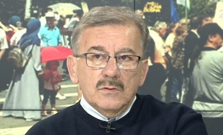 Lazović 'pojasnio' Dodiku status visokog predstavnika