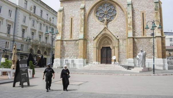 Le Monde: EU šuti dok HDZ i Hrvatska veličaju ustaše