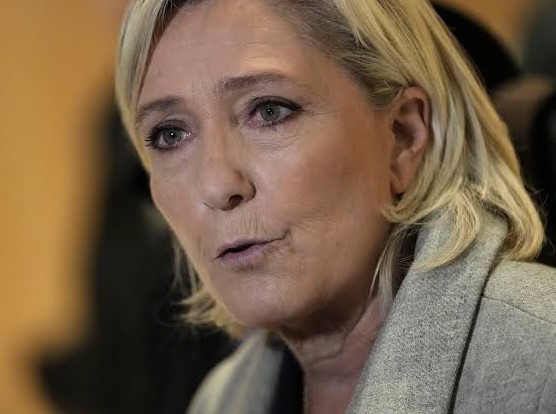Le Pen odluku o zabrani kandidature nazvala 