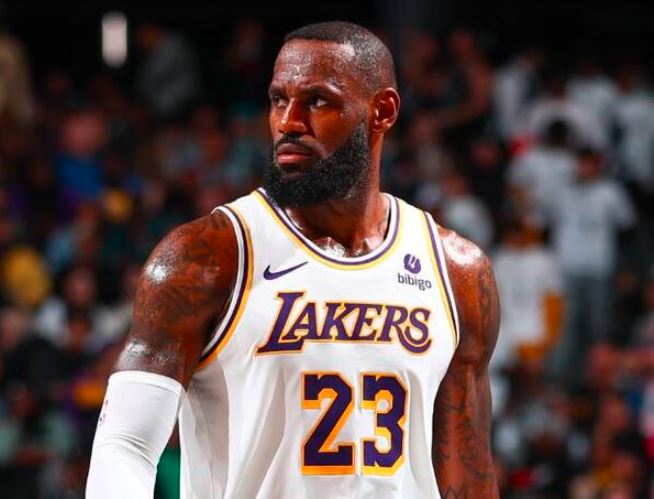 LeBron James će biti nosilac zastave SAD na otvaranju Olimpijskih igara u Parizu