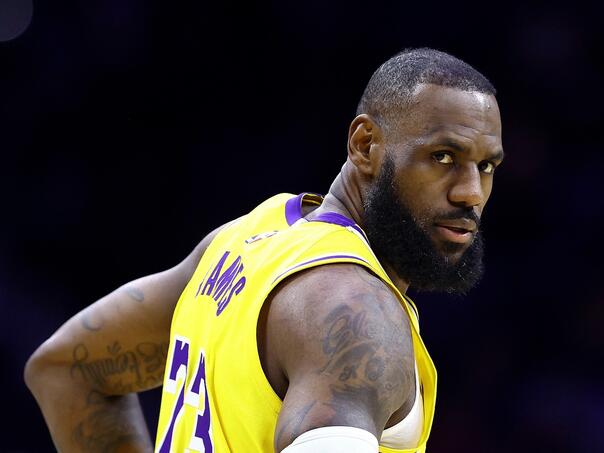 LeBron James najavljuje kraj karijere: Neću igrati još dugo