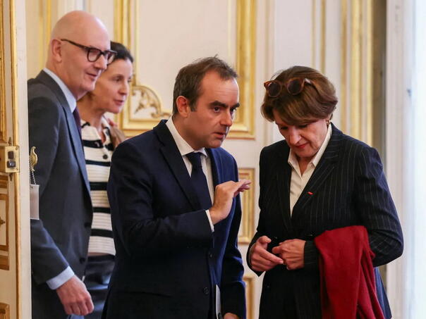 Lecornu: Francuska ne prolazi kroz krizu režima