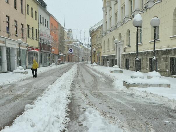 Led i snijeg na ulicama: Banjalučani traže bržu reakciju
