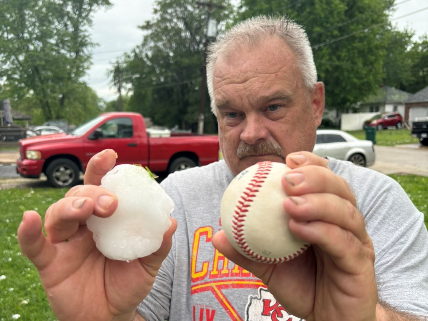 Ledena apokalipsa: Grad veličine golf loptice pogodio Springfield